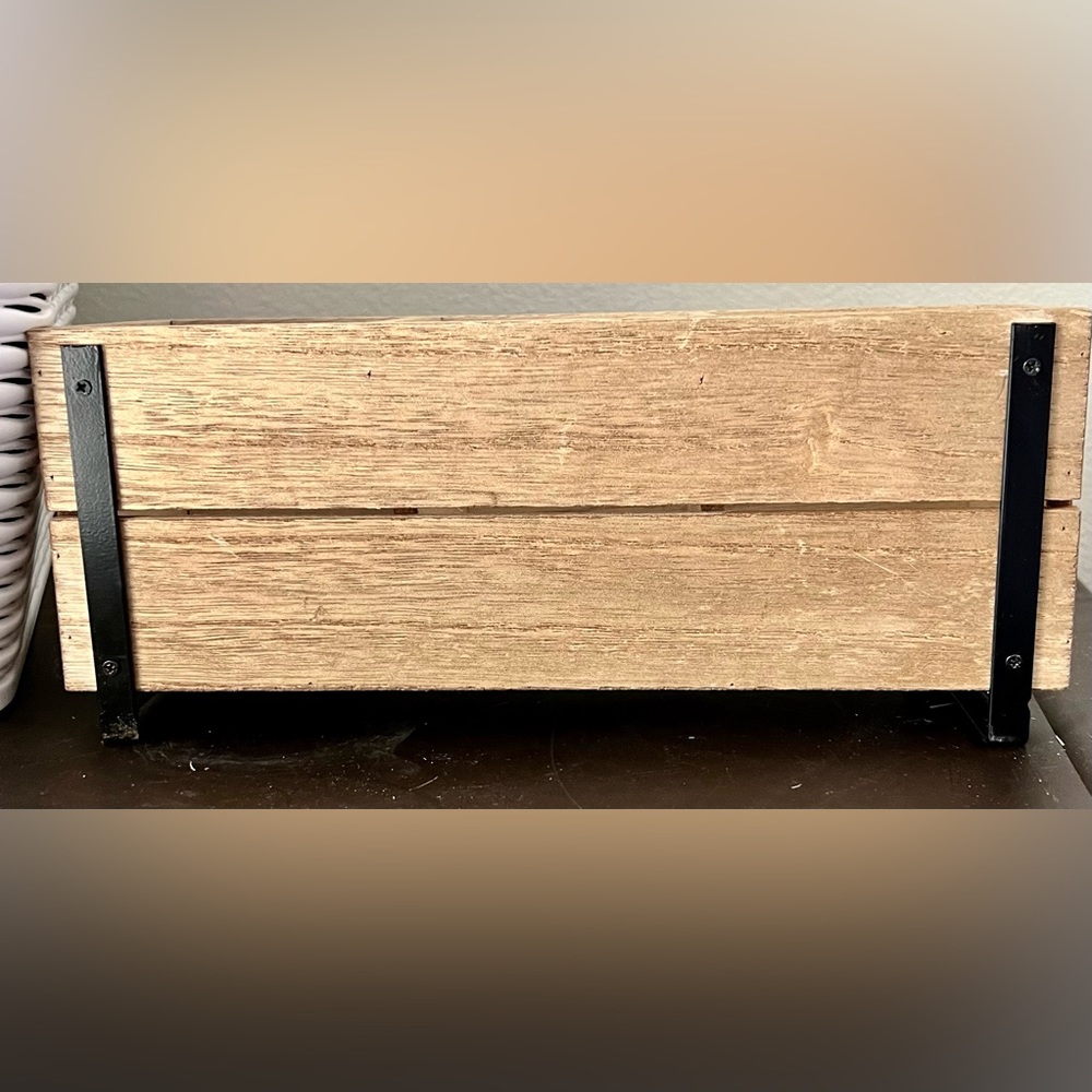 Small wooden pencil holder